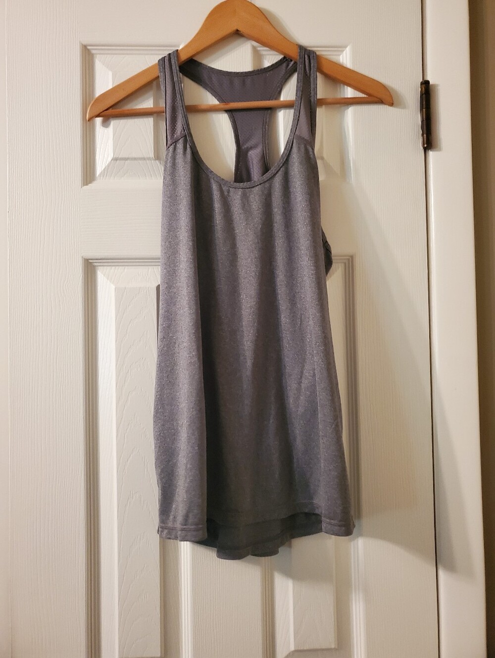 Xsrsion Gray Racerback Tank - Heathered Active Top Medium Preowned